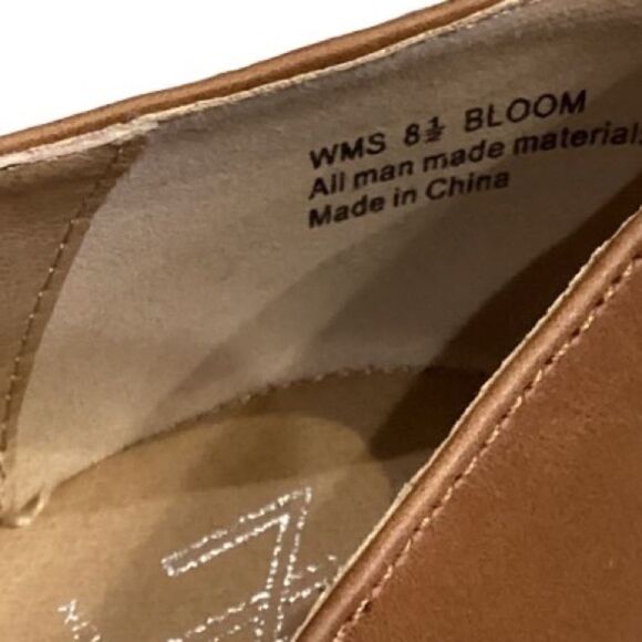 New Directions Bloom Cognac Studded Flats 8.5 - Picture 5 of 12